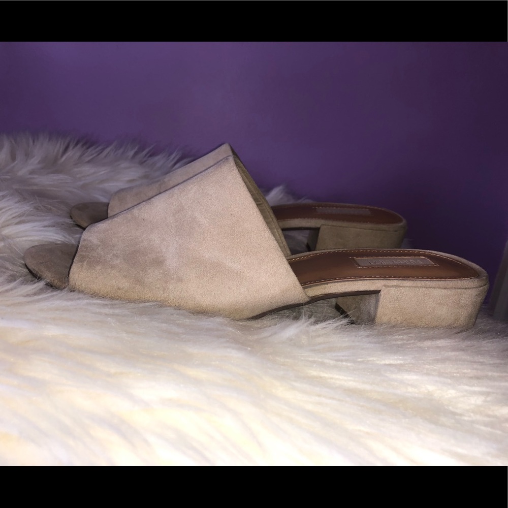 Forever 21 Tan Heeled Sandals